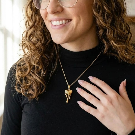 Vintage Liquid Heart Pendant Necklace